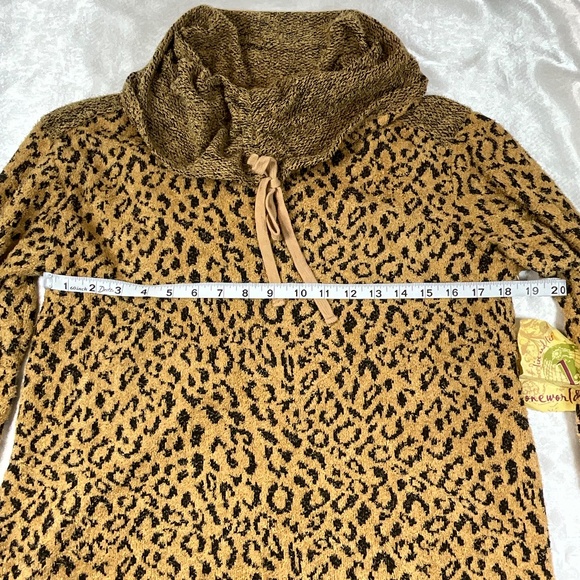One World Leopard Print Cowl Neck Sweater Small NWT Cozy Chic Fall Tunic - Picture 11 of 12